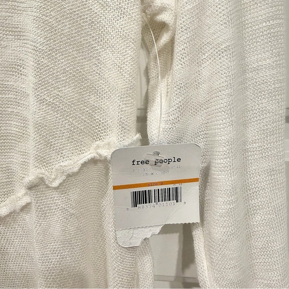 Free People Layering Tee Snow Combo Size S NWT Asymmetric Hem Soft Stretch - Picture 4 of 8